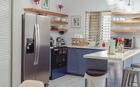 Luxury 2 Bedroom 2 Bathroom City Oasis